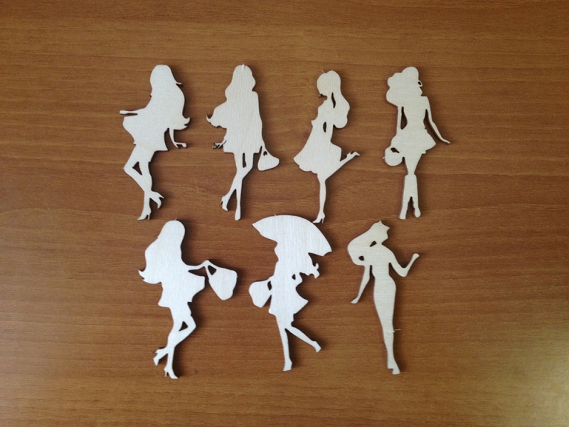 Набор фигурок девушек